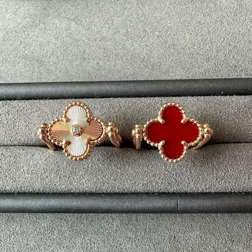 Clover carnelian two - , sided